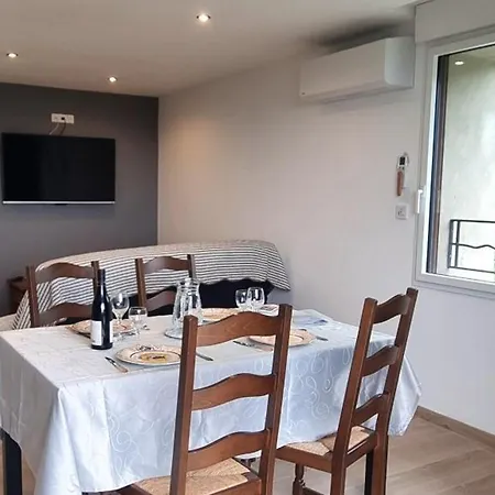 Hébergement de vacances Renove Avec Terrasse Panoramique Et Confort A Saint-chamond, Proche Saint-etienne Et Lyon - Fr-1-496-324 *